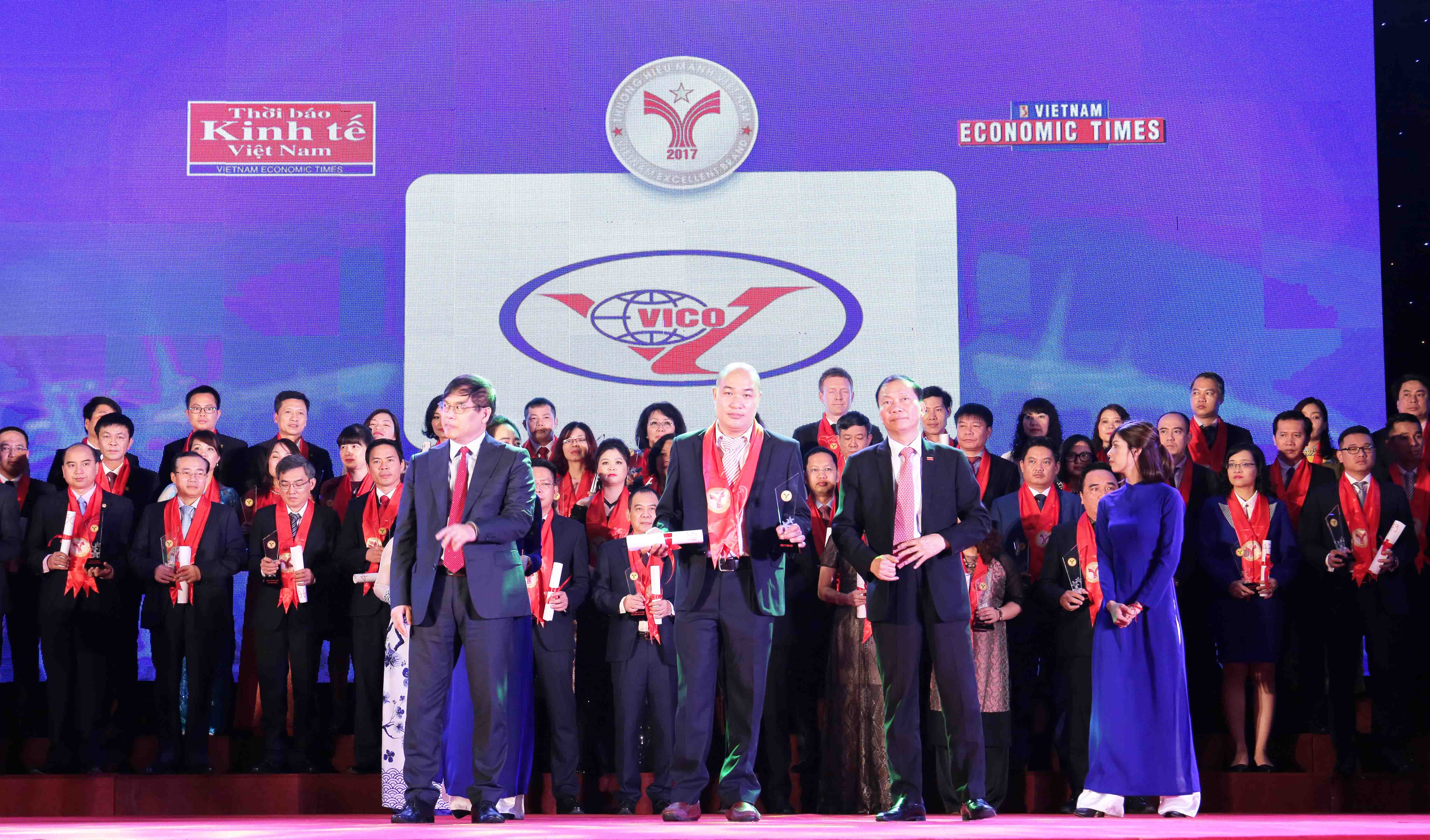 VICO Đón nhận danh hiệu Thương hiệu mạnh Việt Nam năm 2017